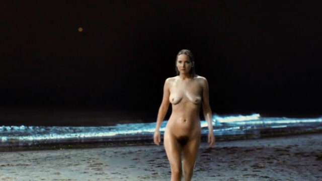 Jennifer Lawrence nude on beach – hot video trending